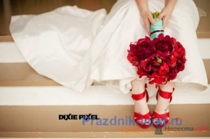 Выйти замуж в красных туфлях